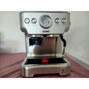 Pákový kávovar s mlýnkem na kávu - 2. jakost - DOMO DO725K